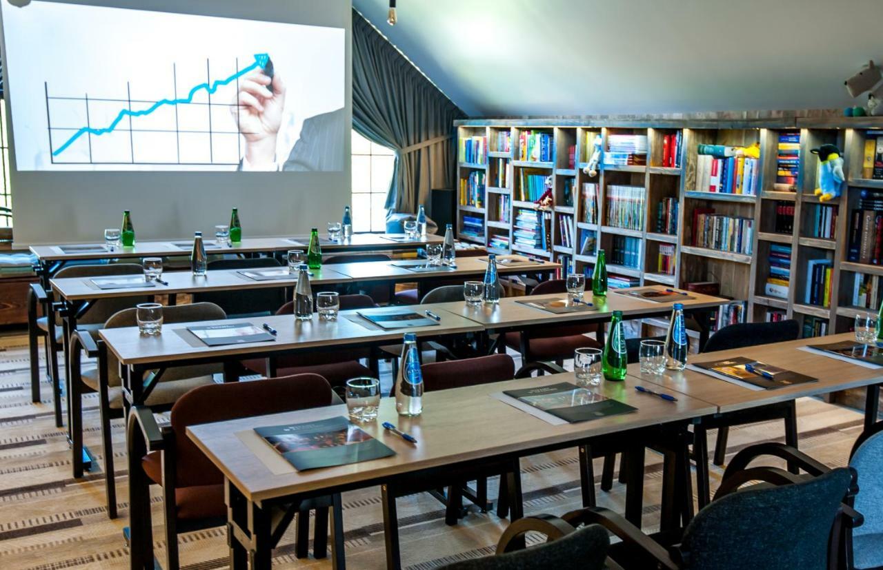 Kuraszkow  Akademia Kuraszkow酒店 外观 照片